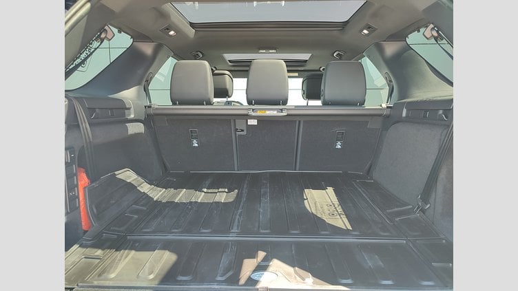 2025 Approved/Jazdené Land Rover Discovery Santorini Black 4x4 3.0 I6 D350 MHEV Dynamic SE AWD A/T 5 2, 258kW, A8, 5d.
