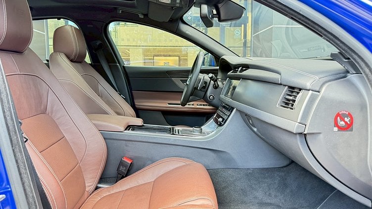 2017 認證中古車 Jaguar XF Caesium Blue 380P XF S
