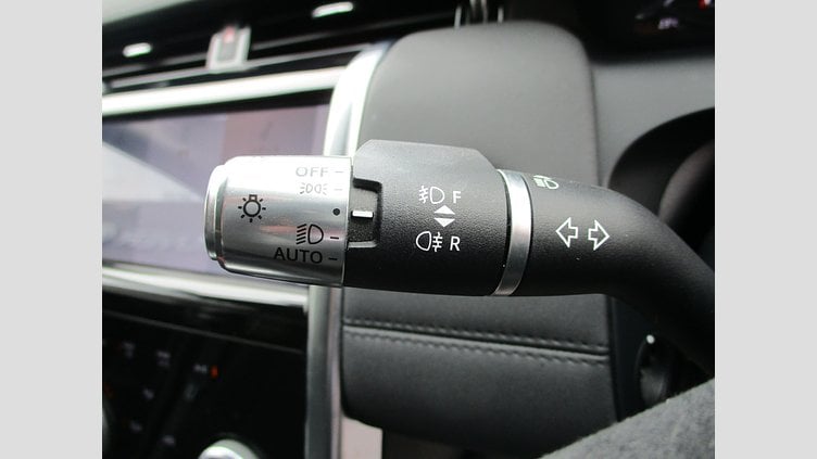 2021 認定中古車 Land Rover Discovery Sport フジホワイト P200 AWD（オートマチック） 標準ホイールベース S