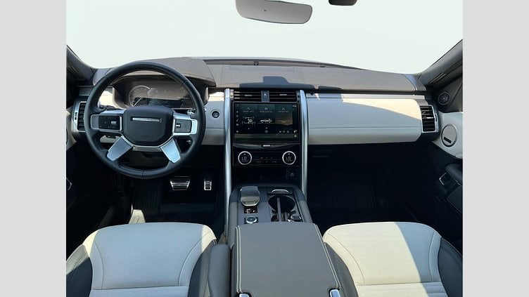 2022 Approved Land Rover Discovery Santorini Black 3.0D I6 	300 CP R-Dynamic SE