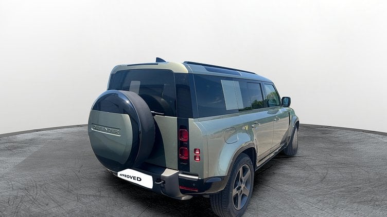 2024 Approved Land Rover Defender 110 Pangea Green 3.0 D I6	250 CP 
 X-Dynamic SE