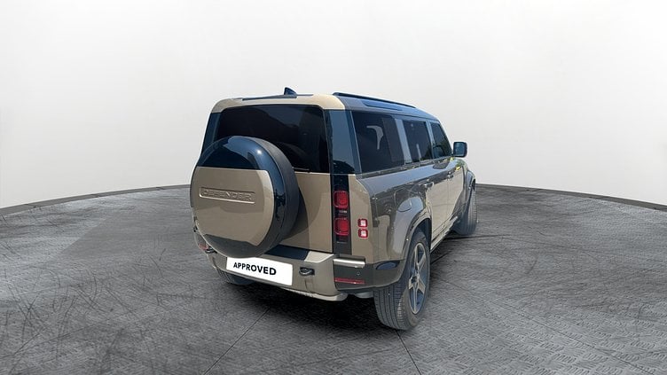 2024 Approved Land Rover Defender 110 Gondwana Stone 3.0 D I6	250 CP 
 X-Dynamic SE