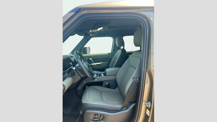 2024 Approved Land Rover Defender 110 Gondwana Stone 3.0 D I6	250 CP 
 X-Dynamic SE