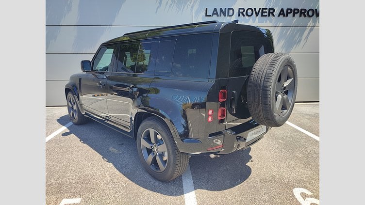 2025 Approved/Jazdené Land Rover Defender 110 Santorini Black 4x4 110 3.0D I6 D250 MHEV X-Dynamic SE A/T AWD