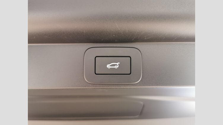 2023 認定中古車 Land Rover Range Rover バトゥミゴールド D300 AWD MHEV（AT） スタンダードホイールベース AUTOBIOGRAPHY