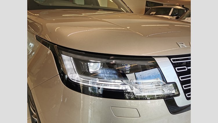 2023 認定中古車 Land Rover Range Rover バトゥミゴールド D300 AWD MHEV（AT） スタンダードホイールベース AUTOBIOGRAPHY