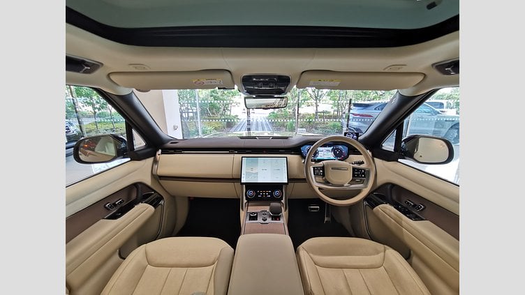 2023 認定中古車 Land Rover Range Rover バトゥミゴールド D300 AWD MHEV（AT） スタンダードホイールベース AUTOBIOGRAPHY