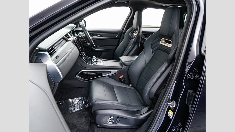 2022 認定中古車 Jaguar F-Pace Amethyst Grey Purple in Gloss finish P550 AWD（オートマチック） SVR　エディション1988