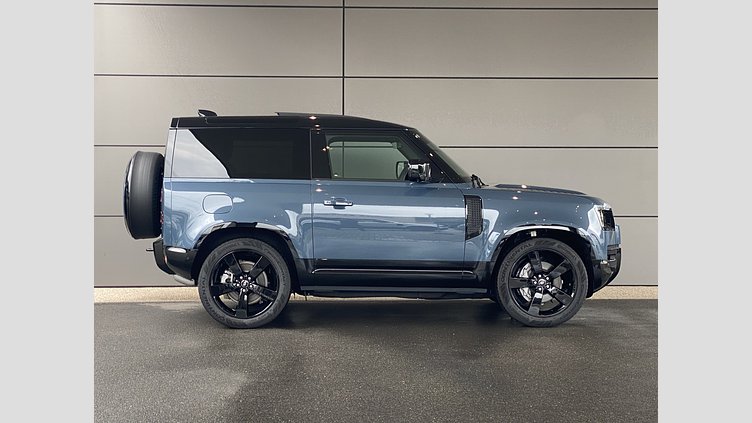2024 認定中古車 Land Rover Defender 90 タスマンブルー D350 ディーゼルマイルドハイブリッド X-Dynamic HSE