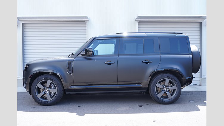 2024 認定中古車 Land Rover Defender 110 サントリーニブラック D350 ディーゼルマイルドハイブリッド X-Dynamic HSE