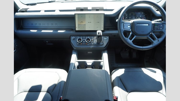 2024 認定中古車 Land Rover Defender 110 サントリーニブラック D350 ディーゼルマイルドハイブリッド X-Dynamic HSE