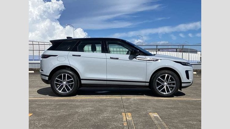 2024 認定中古車 Land Rover Range Rover Evoque アロイオスグレイ D200マイルドハイブリッド（ディーゼル） スタンダードホイールベース S