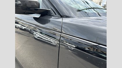 Range Rover Velar 25