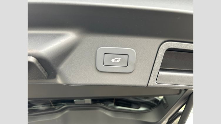 2023 認定中古車 Land Rover Range Rover Velar カルパチアングレイ D200マイルドハイブリッド（ディーゼル）  Dynamic SE