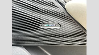 Range Rover Velar 24