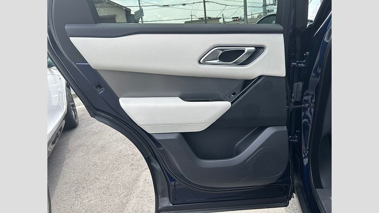 2023 認定中古車 Land Rover Range Rover Velar ポルトフィーノブルー D200 AWD（オートマチック） MHEV スタンダード