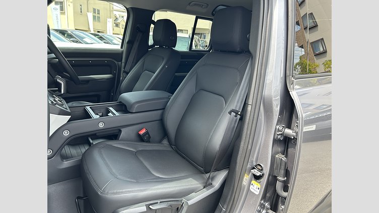 2023 認定中古車 Land Rover Defender 110 アイガーグレイ D300 AWD（AT） S