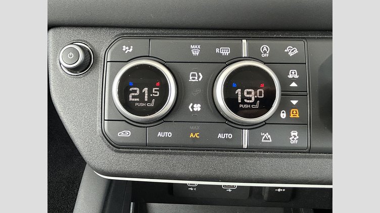 2023 認定中古車 Land Rover Defender 110 アイガーグレイ D300 AWD（AT） S