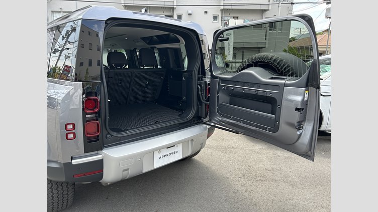 2023 認定中古車 Land Rover Defender 110 アイガーグレイ D300 AWD（AT） S