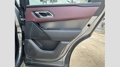 Range Rover Velar 35