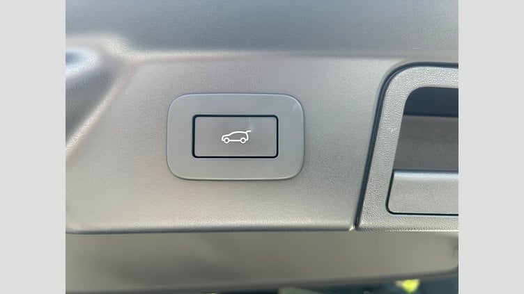 2023 認定中古車 Land Rover Range Rover Velar ザダルグレイ D200（ディーゼル）  Dynamic HSE