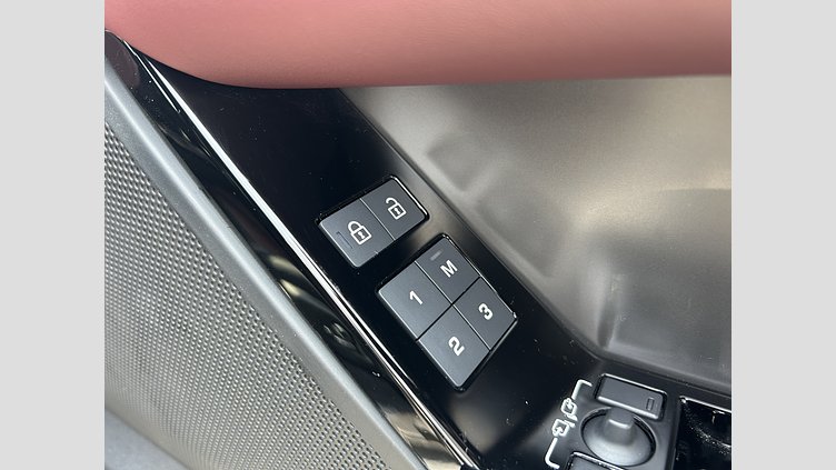 2023 認定中古車 Land Rover Range Rover Velar ザダルグレイ D200（ディーゼル）  Dynamic HSE