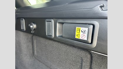 Range Rover Velar 68