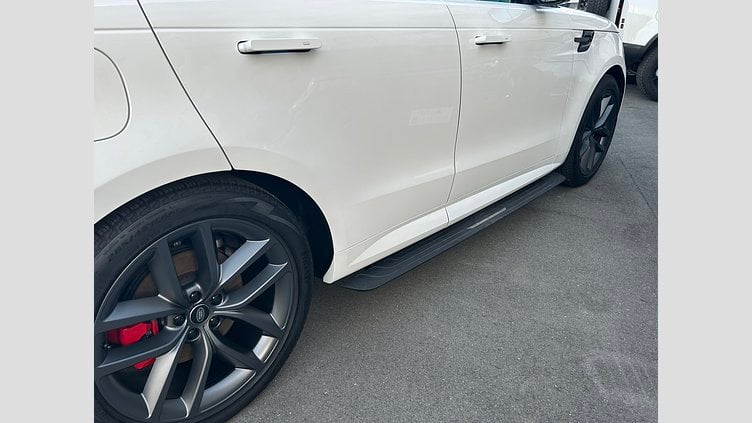 2024 認定中古車 Land Rover Range Rover Sport オストゥーニパールホワイト D300マイルドハイブリッド  Dynamic SE