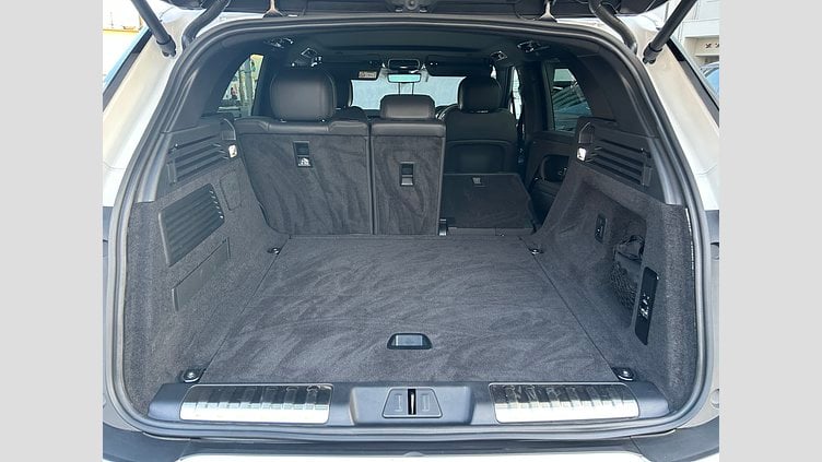 2024 認定中古車 Land Rover Range Rover Sport オストゥーニパールホワイト D300マイルドハイブリッド  Dynamic SE