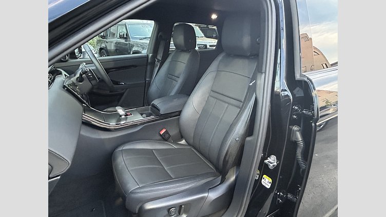 2023 認定中古車 Land Rover Range Rover Evoque サントリーニブラック D200マイルドハイブリッド（ディーゼル）  DYNAMIC SE