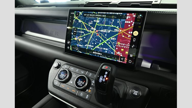 2024 認定中古車 Land Rover Defender 110 パンゲアグリーン D300 AWD（AT） X-DYNAMIC HSE