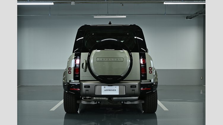 2024 認定中古車 Land Rover Defender 110 パンゲアグリーン D300 AWD（AT） X-DYNAMIC HSE
