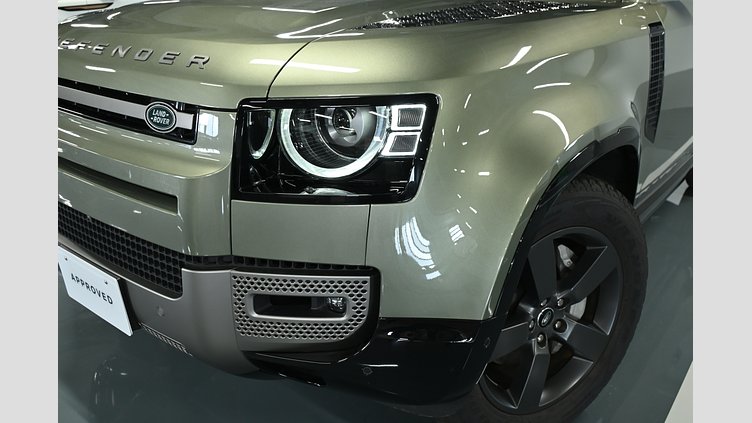 2024 認定中古車 Land Rover Defender 110 パンゲアグリーン D300 AWD（AT） X-DYNAMIC HSE
