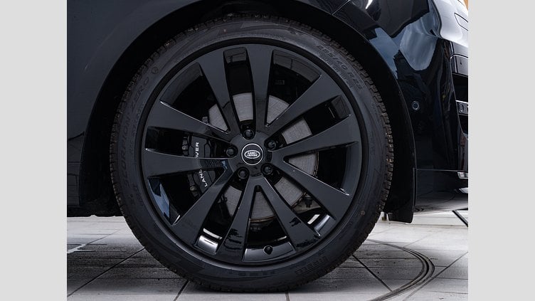 2024 認定中古車 Land Rover Range Rover Sport サントリーニブラック D300マイルドハイブリッド スタンダードホイールベース Dynamic SE