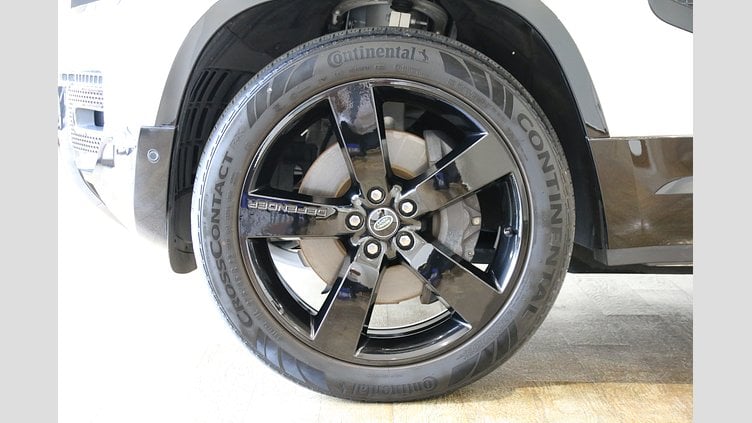 2023 認定中古車 Land Rover Defender 110 フジホワイト D300 AWD（AT） X-DYNAMIC HSE