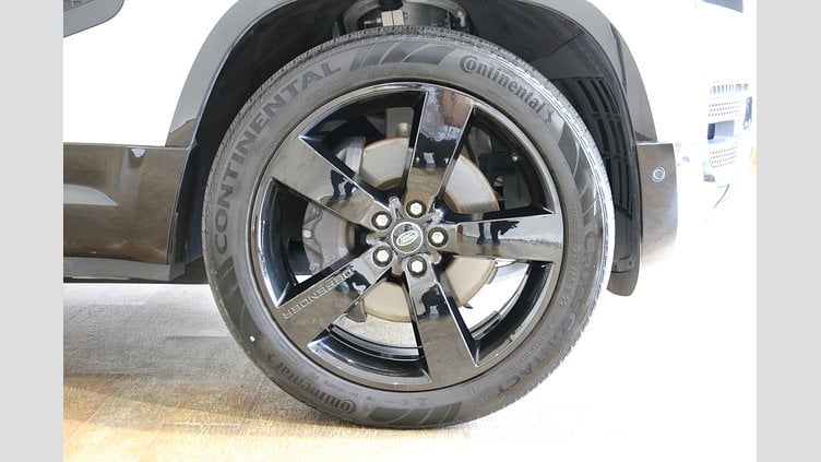 2023 認定中古車 Land Rover Defender 110 フジホワイト D300 AWD（AT） X-DYNAMIC HSE