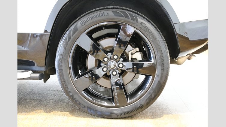 2023 認定中古車 Land Rover Defender 110 フジホワイト D300 AWD（AT） X-DYNAMIC HSE