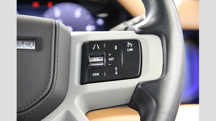 2023 認定中古車 Land Rover Defender 110 フジホワイト D300 AWD（AT） X-DYNAMIC HSE