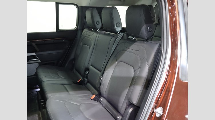 2022 認定中古車 Land Rover Defender 130 セドナレッド D300 AWD AUTOMATIC MHEV FIRST EDITION