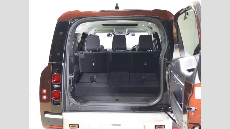2022 認定中古車 Land Rover Defender 130 セドナレッド D300 AWD AUTOMATIC MHEV FIRST EDITION