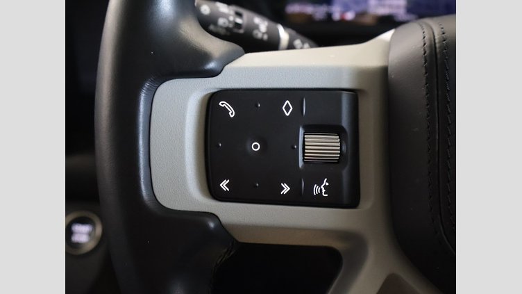 2022 認定中古車 Land Rover Defender 130 セドナレッド D300 AWD AUTOMATIC MHEV FIRST EDITION