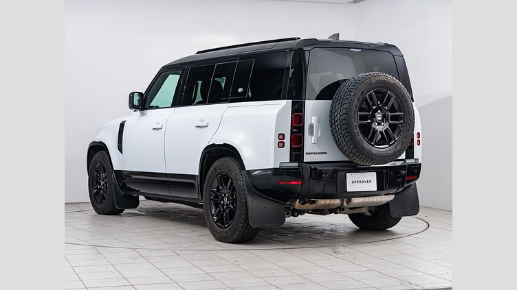 2023 認定中古車 Land Rover Defender 110 ユーロンホワイト D300 AWD（AT） X-DYNAMIC SE