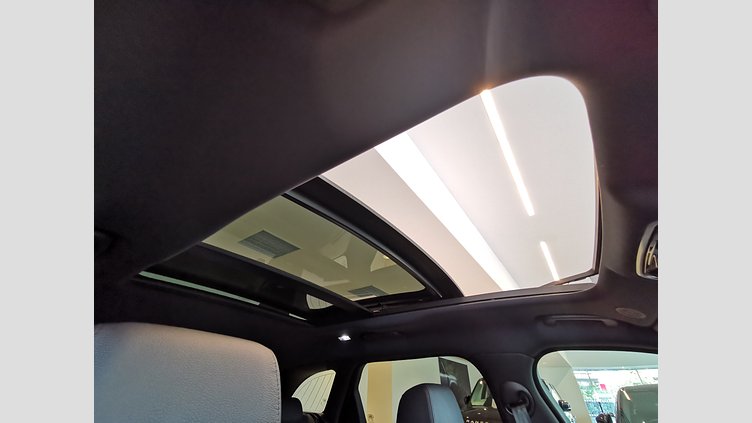 2024 認定中古車 Land Rover Range Rover Velar カルパチアングレイ D200マイルドハイブリッド（ディーゼル） スタンダードホイールベース S