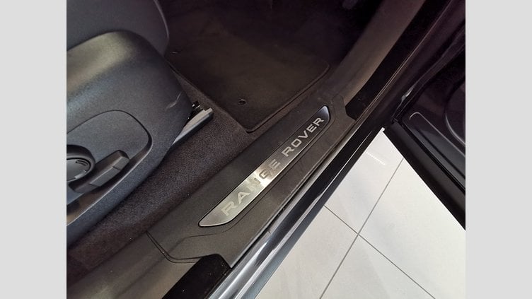 2024 認定中古車 Land Rover Range Rover Velar カルパチアングレイ D200マイルドハイブリッド（ディーゼル） スタンダードホイールベース S