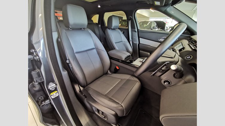 2024 認定中古車 Land Rover Range Rover Velar カルパチアングレイ D200マイルドハイブリッド（ディーゼル） スタンダードホイールベース S