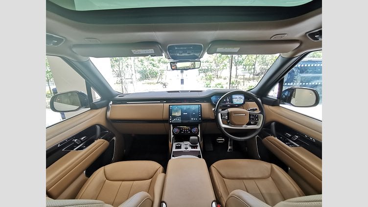 2023 認定中古車 Land Rover Range Rover オストゥーニパールホワイト D300 AWD MHEV（AT） スタンダードホイールベース AUTOBIOGRAPHY
