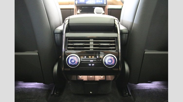 2024 認定中古車 Land Rover Range Rover Sport サントリーニブラック P550eプラグインハイブリッド（ガソリン） スタンダードホイールベース Autobiography