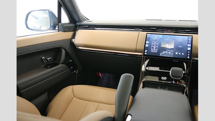2024 認定中古車 Land Rover Range Rover Sport サントリーニブラック P550eプラグインハイブリッド（ガソリン） スタンダードホイールベース Autobiography