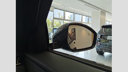 Range Rover Velar 28