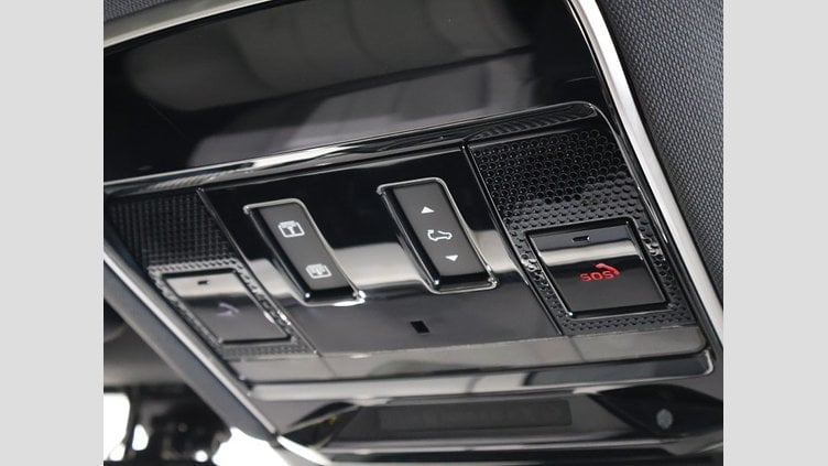 2024 認定中古車 Land Rover Range Rover Sport ヴァレジネブルー D300マイルドハイブリッド スタンダードホイールベース Dynamic HSE